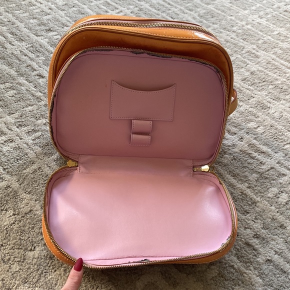 Authentic Louis Vuitton Vernis Backpack - Picture 7 of 16